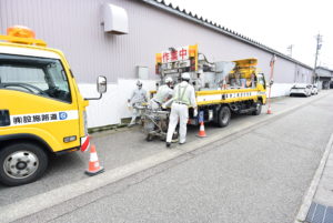 道路施設㈱ 富山市吉岡663番地 ご体感下さい！！アスファルト舗装（駐車場等）ライン施工