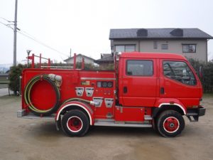 公売の消防車両
